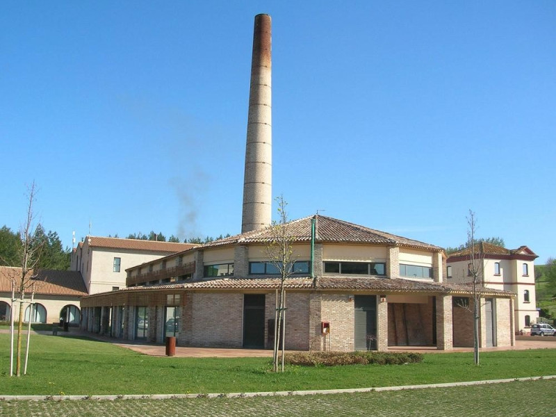 Biblioteca La Fornace Biblioteca La Fornace