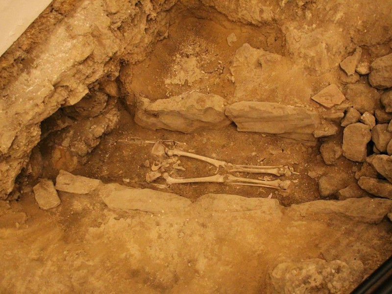 Area Archeologica di Palazzo Pignatelli Area Archeologica di Palazzo Pignatelli