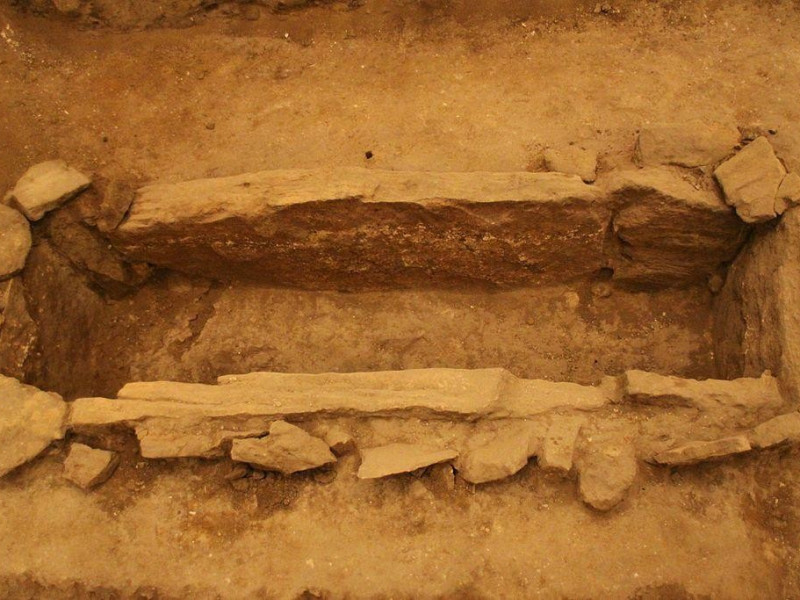 Area Archeologica di Palazzo Pignatelli Area Archeologica di Palazzo Pignatelli