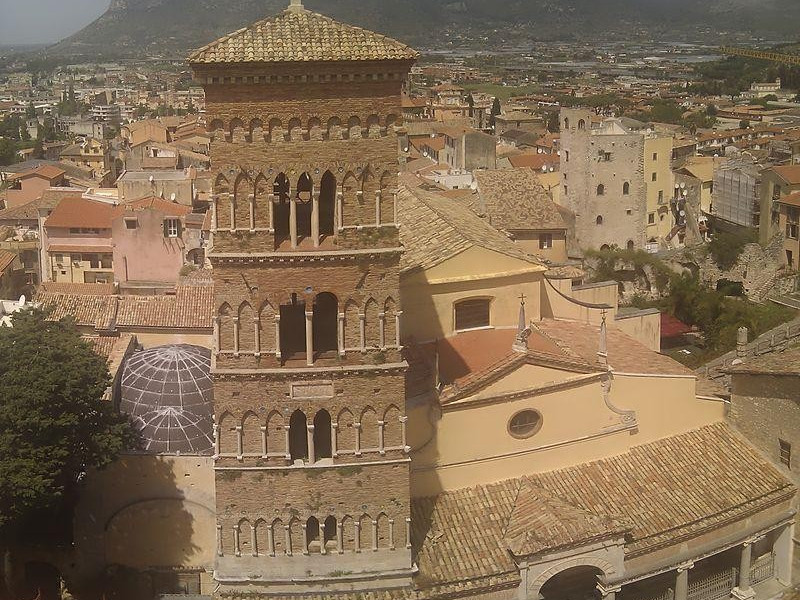 Cattedrale di San Cesareo Cattedrale di San Cesareo
