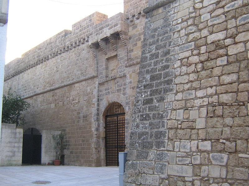 Castello Spinola-Caracciolo Castello Spinola-Caracciolo