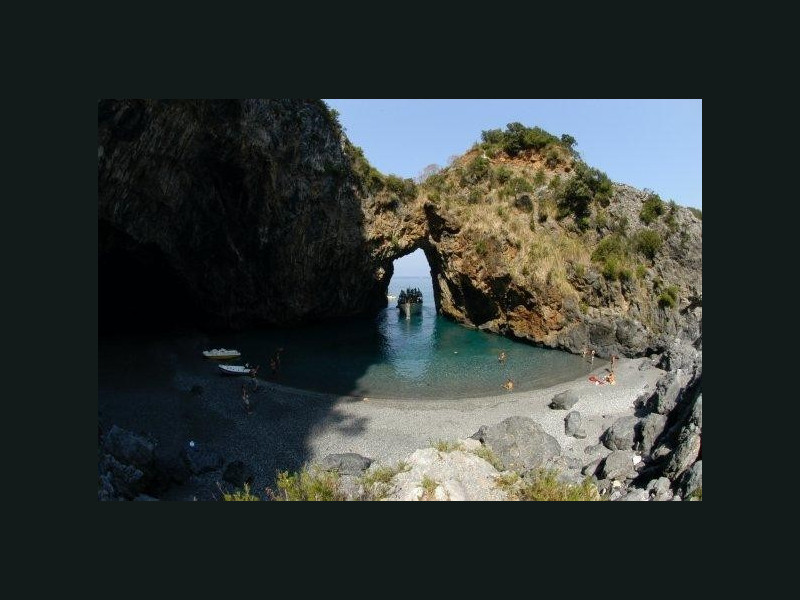 Immagine descrittiva - CC BY-SA Di Vega7cnv - mia fotocamera, CC BY-SA 3.0, https://commons.wikimedia.org/w/index.php?curid=10214755 Immagine descrittiva - CC BY-SA Di Vega7cnv - mia fotocamera, CC BY-SA 3.0, https://commons.wikimedia.org/w/index.php?curid=10214755