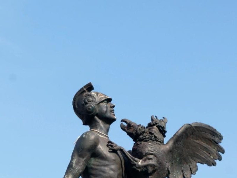 Monumento ai Caduti Monumento ai Caduti