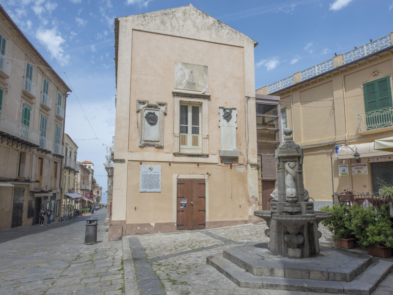 Immagine descrittiva - 