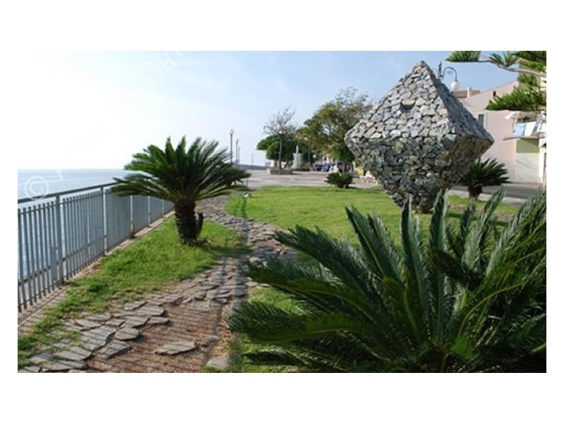 Lungomare Vecchio  Lungomare Vecchio