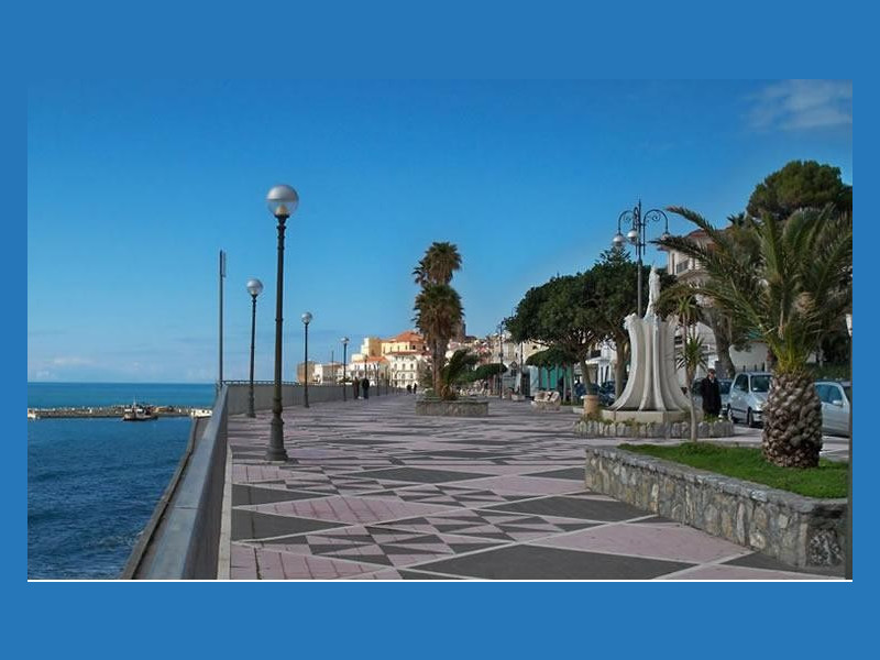 Lungomare Vecchio  Lungomare Vecchio