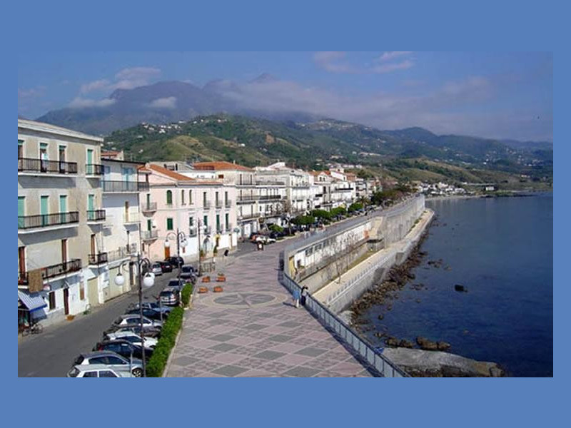 Lungomare Vecchio  Lungomare Vecchio