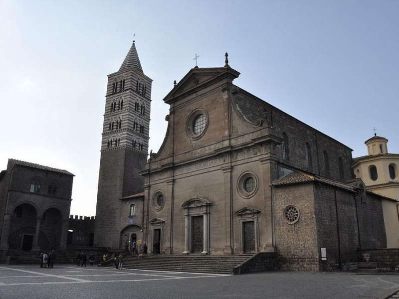 Cattedrale di San Lorenzo  Cattedrale di San Lorenzo