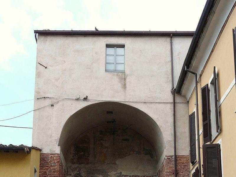 Porta a Pisa Porta a Pisa