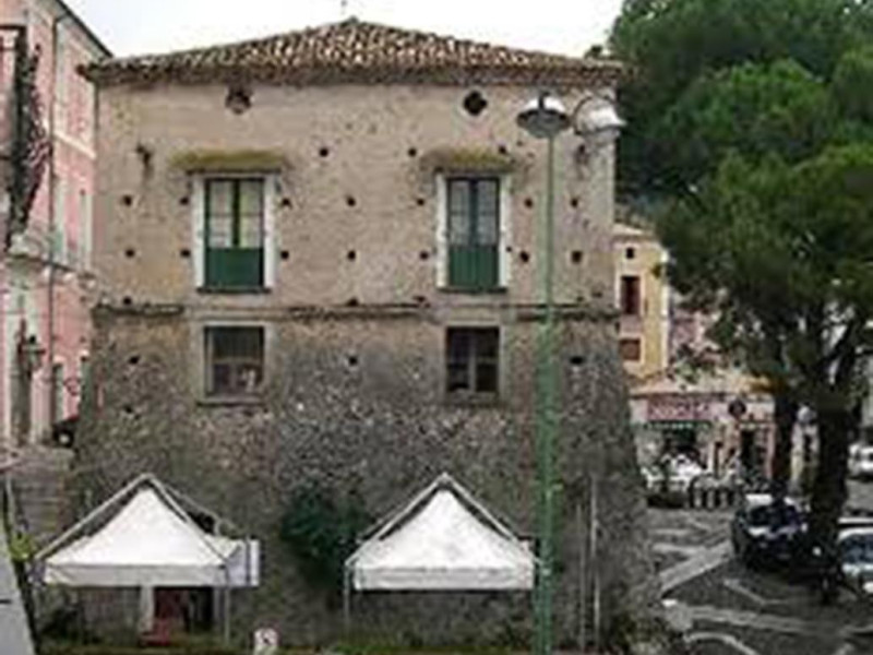 Torre del Tirone Torre del Tirone