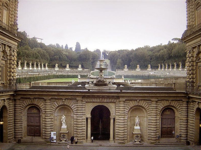 Palazzo Pitti: affaccio sul giardino di boboli Palazzo Pitti: affaccio sul giardino di boboli