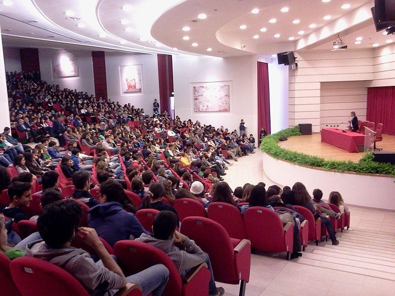 Liceo Classico Telesio: auditorium Guarasci