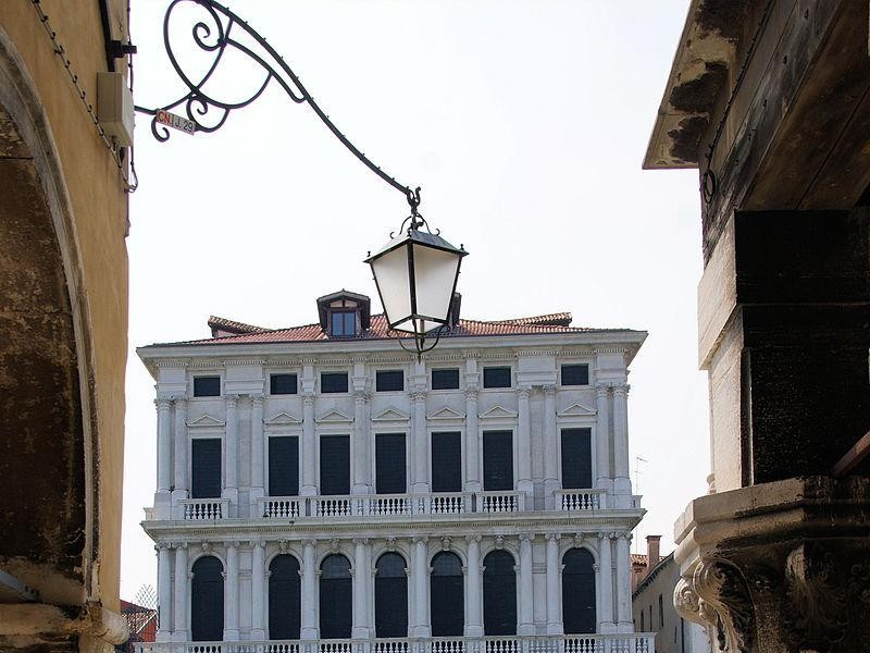 Ca' Corner della Regina