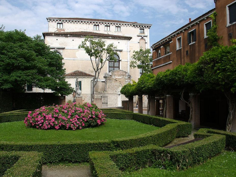 Ca' Rezzonico: giardini