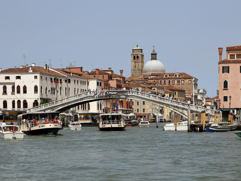Ponte degli Scalzi