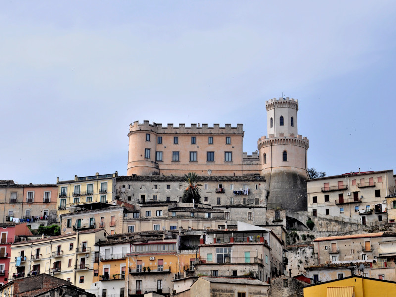Immagine descrittiva - Immagine descrittiva -