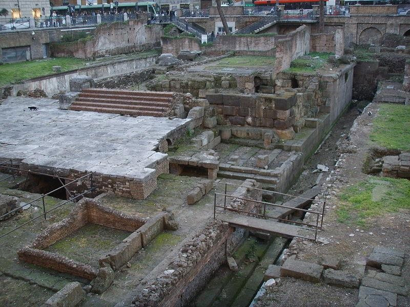Largo di Torre Argentina: tempio C