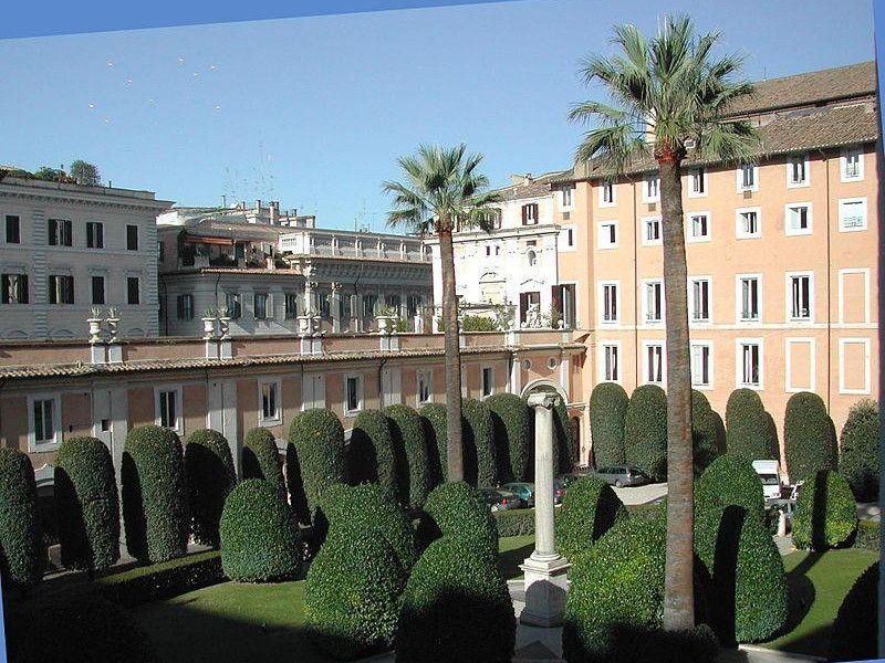 Palazzo Colonna: cortile della cavalleresca Palazzo Colonna: cortile della cavalleresca