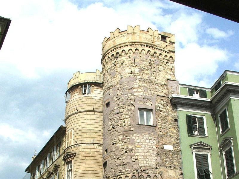 Immagine descrittiva - https://commons.wikimedia.org/wiki/User:Twice25