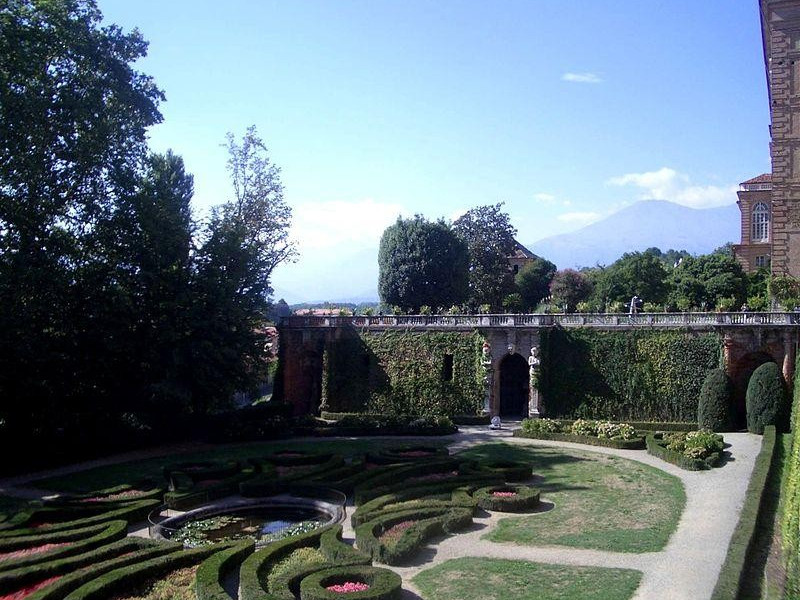 Immagine descrittiva - https://commons.wikimedia.org/wiki/User:Laurom Immagine descrittiva - https://commons.wikimedia.org/wiki/User:Laurom