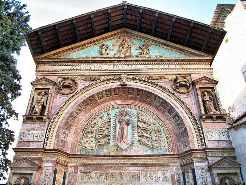 Immagine descrittiva - https://commons.wikimedia.org/wiki/User:Greymouser