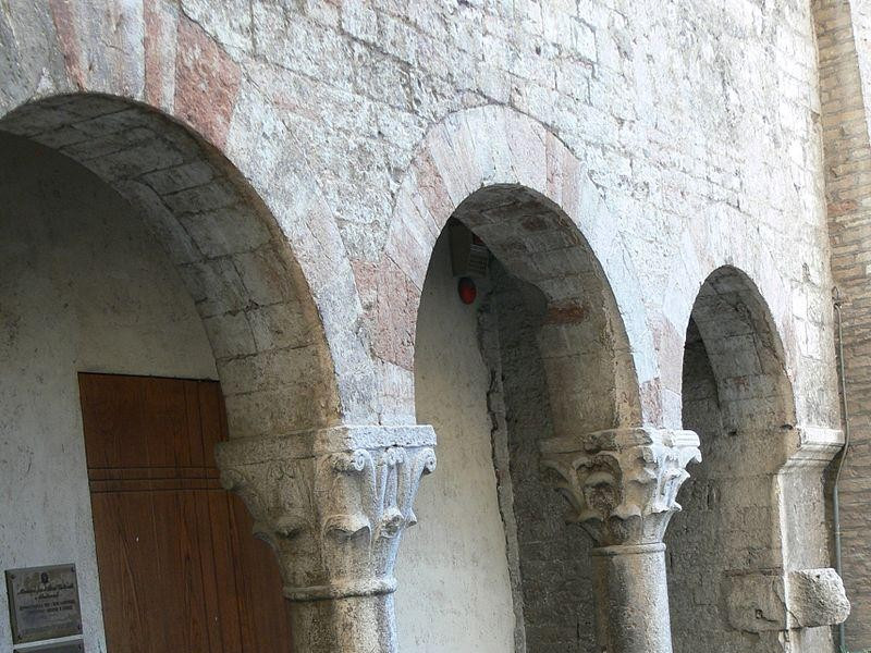Portico antica Chiesa di Sant'Agata Portico antica Chiesa di Sant'Agata