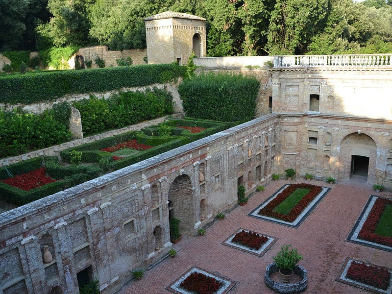 Immagine descrittiva - https://commons.wikimedia.org/wiki/User:Carlodell Immagine descrittiva - https://commons.wikimedia.org/wiki/User:Carlodell
