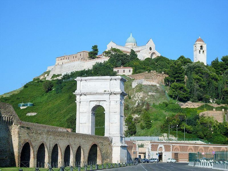 Immagine descrittiva - https://commons.wikimedia.org/wiki/User:Claudio.stanco Immagine descrittiva - https://commons.wikimedia.org/wiki/User:Claudio.stanco