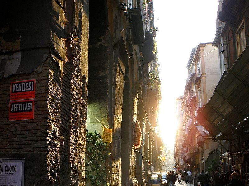 Immagine descrittiva - https://commons.wikimedia.org/wiki/User:Mattia%20Luigi%20Nappi Immagine descrittiva - https://commons.wikimedia.org/wiki/User:Mattia%20Luigi%20Nappi