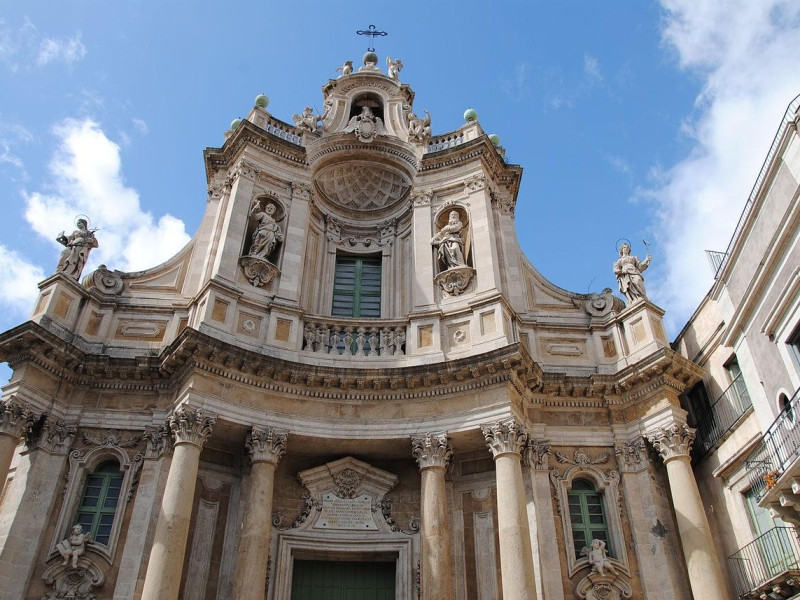 Immagine descrittiva - https://commons.wikimedia.org/wiki/User:File%20Upload%20Bot%20(Magnus%20Manske)