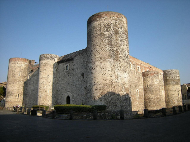 Immagine descrittiva - https://commons.wikimedia.org/wiki/User:File%20Upload%20Bot%20(Magnus%20Manske) Immagine descrittiva - https://commons.wikimedia.org/wiki/User:File%20Upload%20Bot%20(Magnus%20Manske)