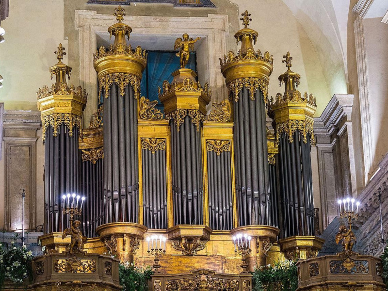 Immagine descrittiva - https://it.wikipedia.org/wiki/User:Trimoto Immagine descrittiva - https://it.wikipedia.org/wiki/User:Trimoto