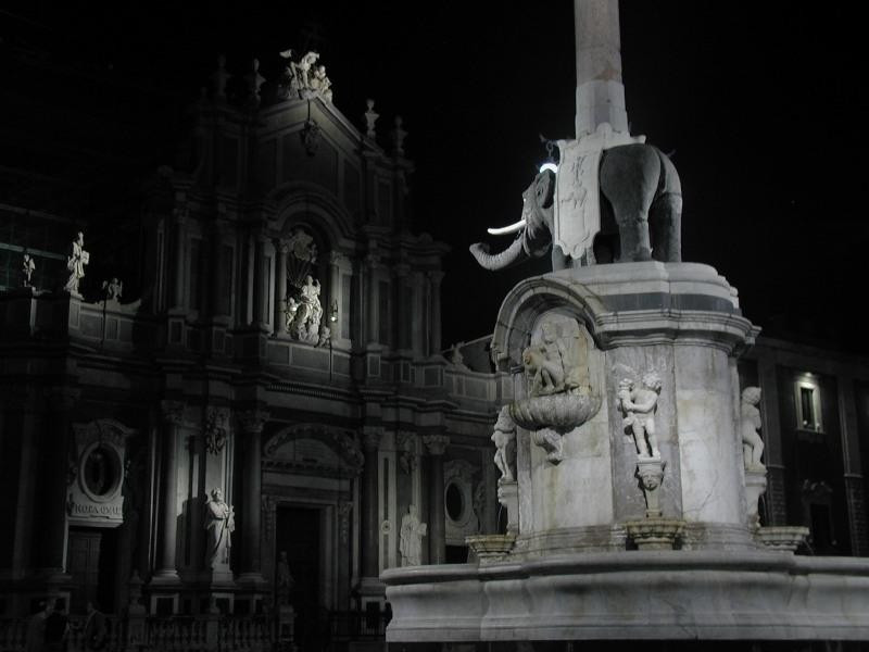 Immagine descrittiva - https://commons.wikimedia.org/wiki/User:Mac9 Immagine descrittiva - https://commons.wikimedia.org/wiki/User:Mac9