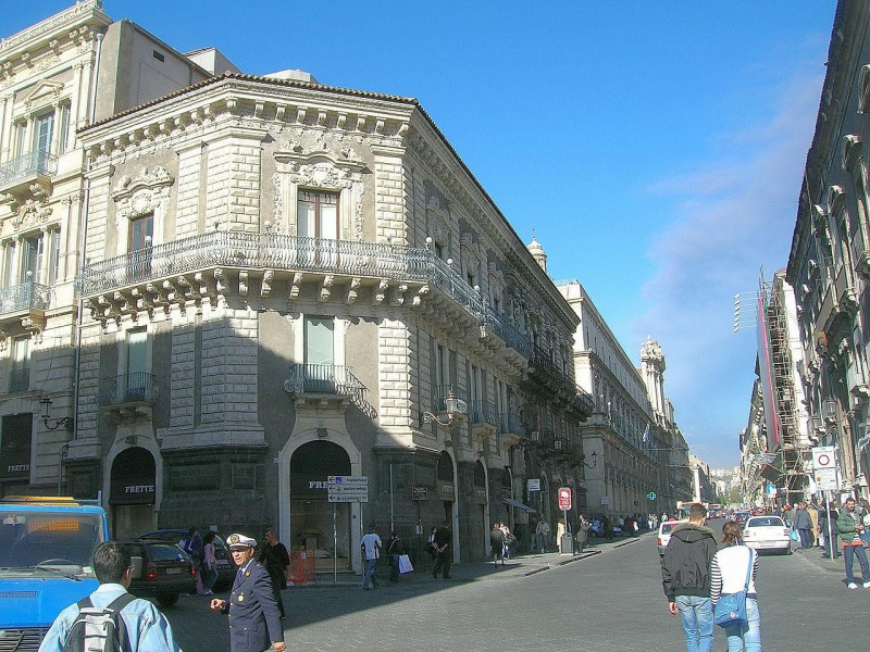 Immagine descrittiva - https://commons.wikimedia.org/wiki/User:Triquetra Immagine descrittiva - https://commons.wikimedia.org/wiki/User:Triquetra