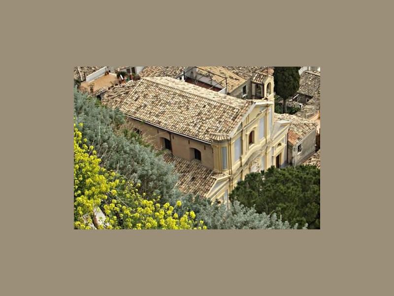 Immagine descrittiva - Immagine descrittiva -