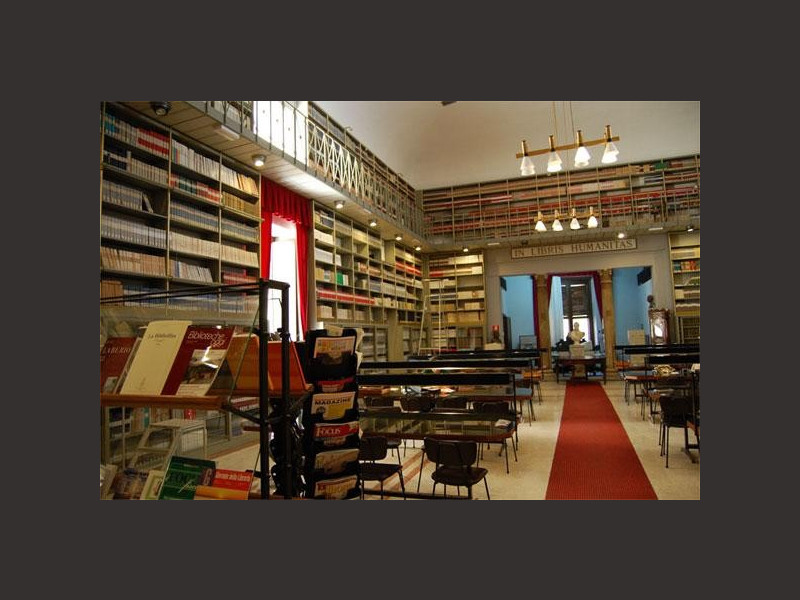 Immagine descrittiva - http://www.turismo.trapani.it/it/1441/biblioteca-fardelliana.html Immagine descrittiva - http://www.turismo.trapani.it/it/1441/biblioteca-fardelliana.html