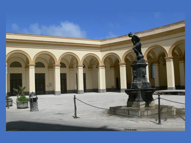 Immagine descrittiva - http://www.trapanioggi.it/piazza-ex-mercato-del-pesce-approvato-atto-di-indirizzo-per-rilancio/ Immagine descrittiva - http://www.trapanioggi.it/piazza-ex-mercato-del-pesce-approvato-atto-di-indirizzo-per-rilancio/