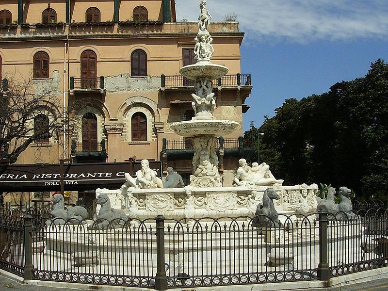 Immagine descrittiva - https://commons.wikimedia.org/wiki/User:Abxbay Immagine descrittiva - https://commons.wikimedia.org/wiki/User:Abxbay