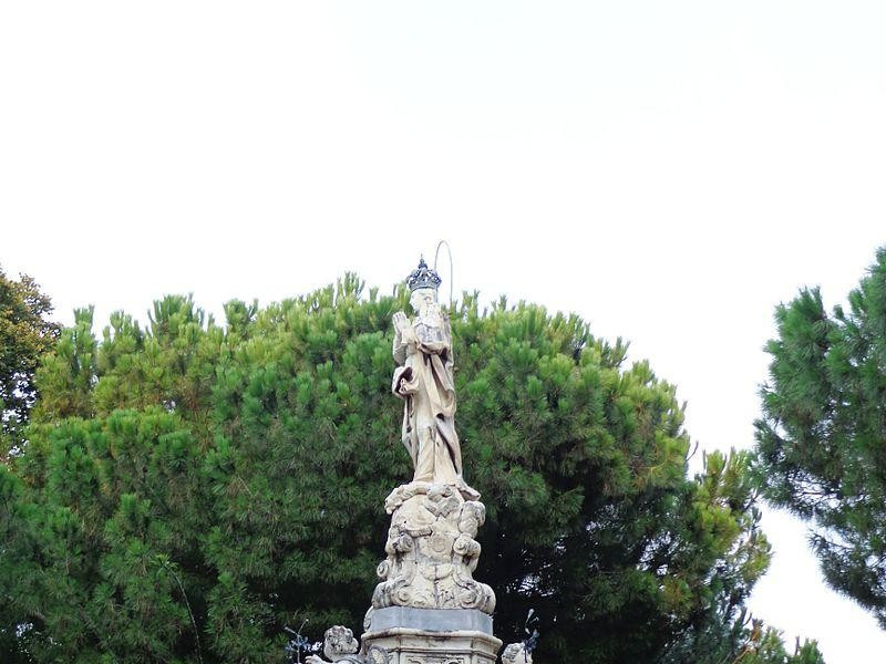 Immagine descrittiva - https://commons.wikimedia.org/wiki/User:Effems Immagine descrittiva - https://commons.wikimedia.org/wiki/User:Effems