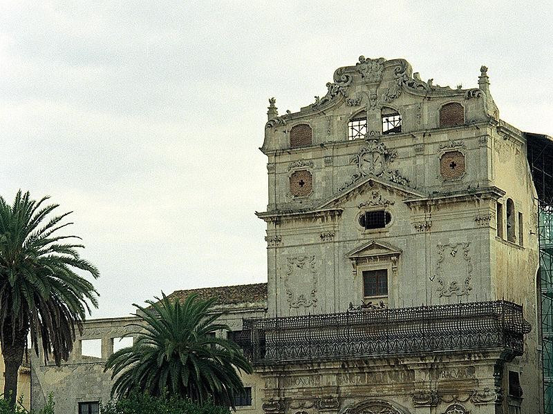 Immagine descrittiva - https://commons.wikimedia.org/wiki/User:Finavon Immagine descrittiva - https://commons.wikimedia.org/wiki/User:Finavon