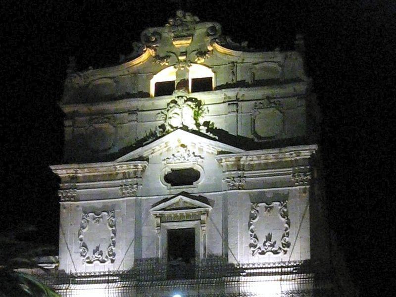 Immagine descrittiva - https://commons.wikimedia.org/wiki/User:Bodhisattwa Immagine descrittiva - https://commons.wikimedia.org/wiki/User:Bodhisattwa