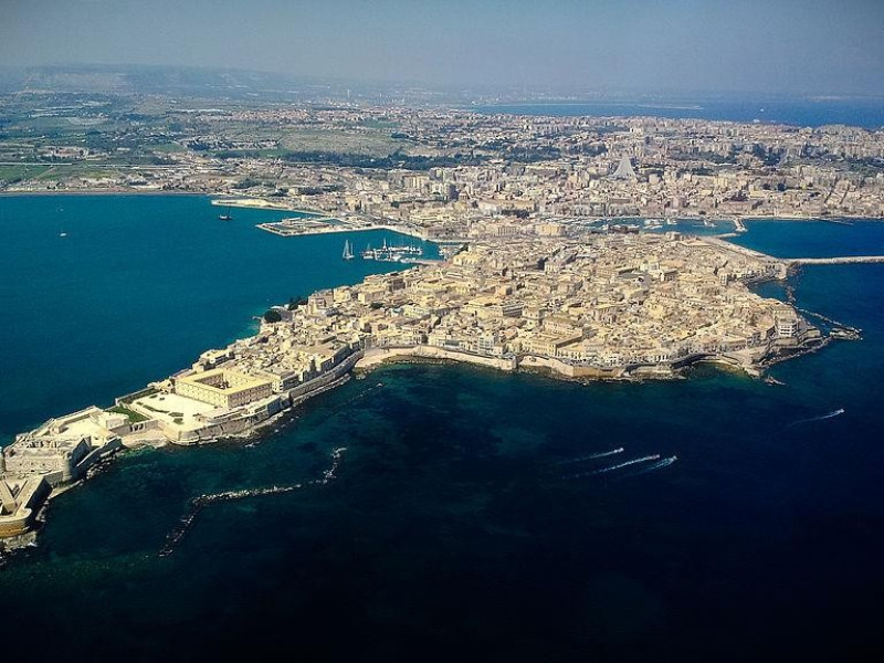 Immagine descrittiva - https://commons.wikimedia.org/wiki/User:Markos90 Immagine descrittiva - https://commons.wikimedia.org/wiki/User:Markos90