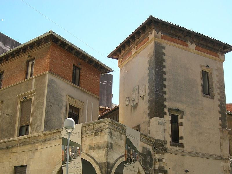 Immagine descrittiva - https://commons.wikimedia.org/wiki/User:Sailko Immagine descrittiva - https://commons.wikimedia.org/wiki/User:Sailko