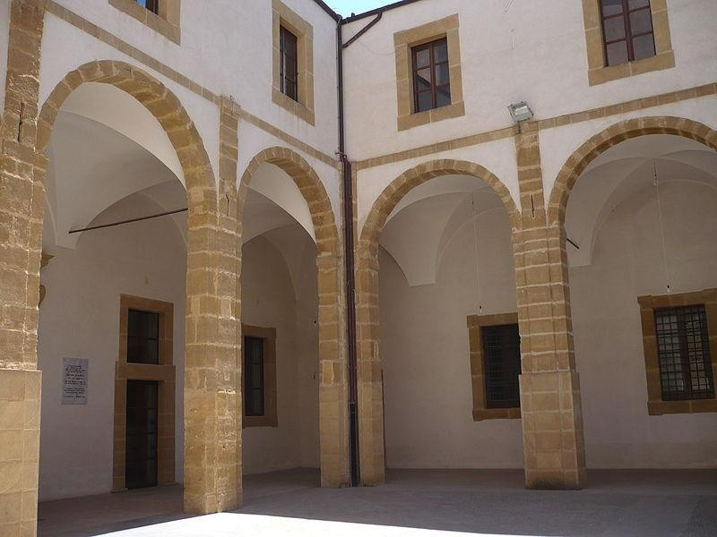 Immagine descrittiva - https://commons.wikimedia.org/wiki/User:OppidumNissenae Immagine descrittiva - https://commons.wikimedia.org/wiki/User:OppidumNissenae