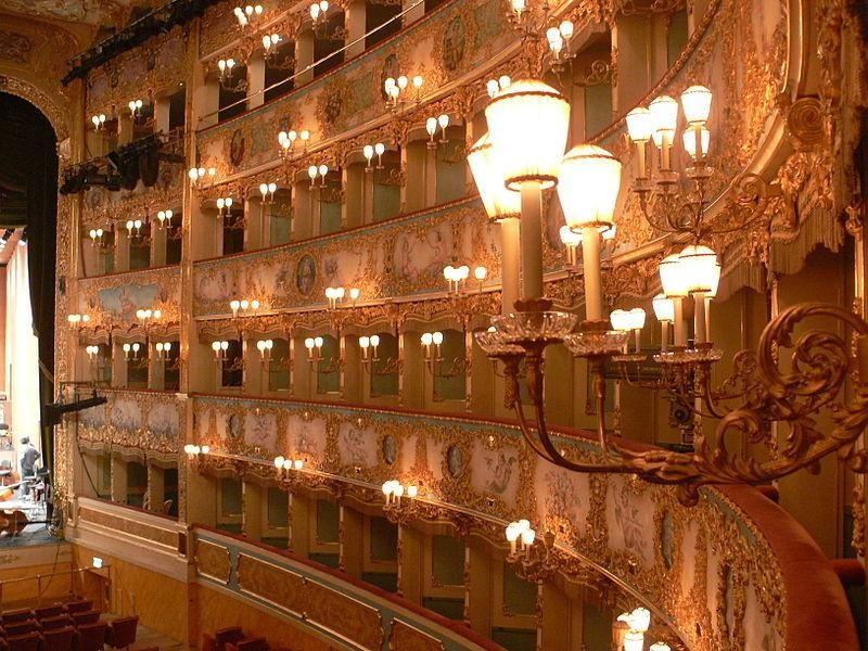 Immagine descrittiva - https://commons.wikimedia.org/wiki/User:Remi%20Mathis Immagine descrittiva - https://commons.wikimedia.org/wiki/User:Remi%20Mathis