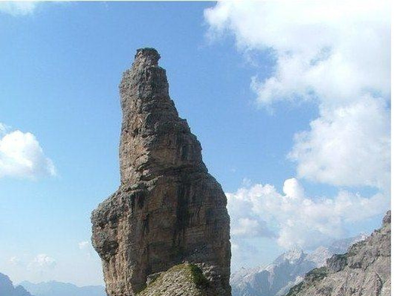 Immagine descrittiva - https://it.wikipedia.org/wiki/Parco_naturale_delle_Dolomiti_Friulane#/media/File:Campanile_Val_Montanaia.jpg Immagine descrittiva - https://it.wikipedia.org/wiki/Parco_naturale_delle_Dolomiti_Friulane#/media/File:Campanile_Val_Montanaia.jpg
