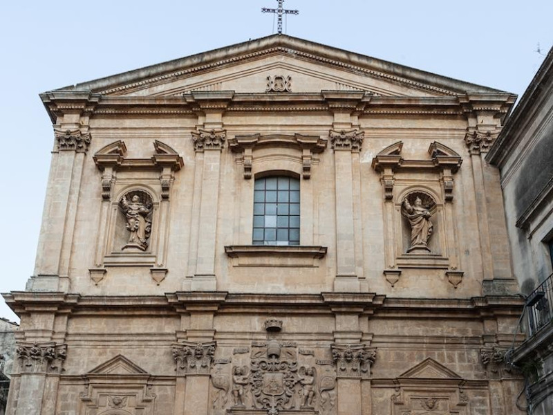 Immagine descrittiva - https://blogdeadolfo.files.wordpress.com/2014/01/13_sicilia_06_modica_0032.jpg Immagine descrittiva - https://blogdeadolfo.files.wordpress.com/2014/01/13_sicilia_06_modica_0032.jpg