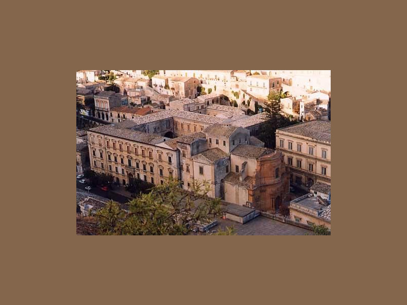 Immagine descrittiva - http://www.sicilyweb.com/foto/rg/modica/g31.jpg Immagine descrittiva - http://www.sicilyweb.com/foto/rg/modica/g31.jpg