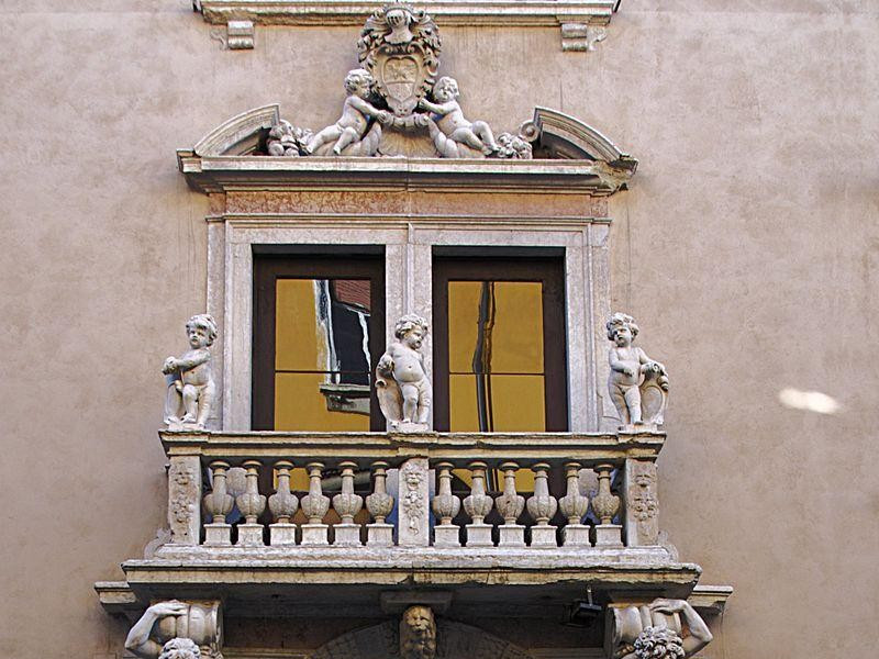 Immagine descrittiva - https://commons.wikimedia.org/wiki/User:Andreas%20Carter Immagine descrittiva - https://commons.wikimedia.org/wiki/User:Andreas%20Carter