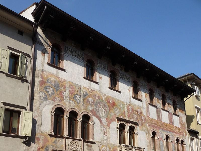 Immagine descrittiva - https://commons.wikimedia.org/wiki/User:Ianezz Immagine descrittiva - https://commons.wikimedia.org/wiki/User:Ianezz